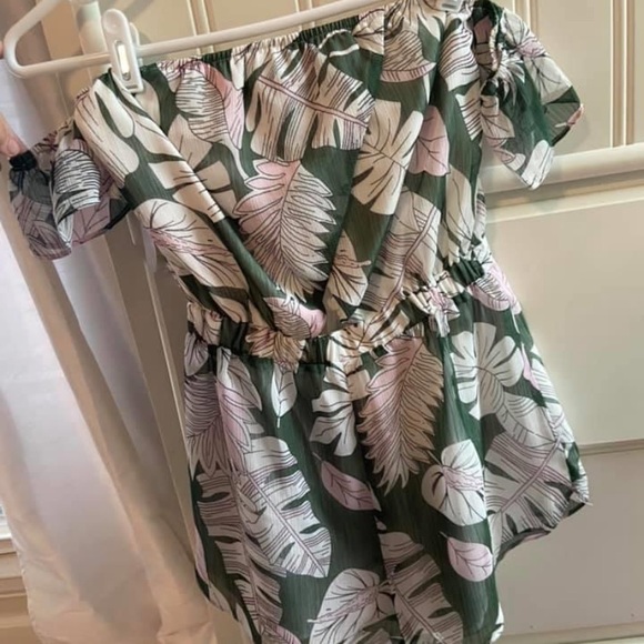 Superdown Floral Romped - Picture 2 of 2